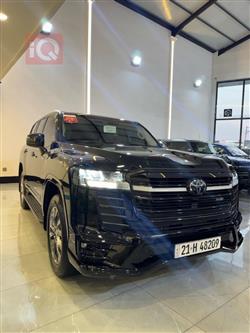 تۆیۆتا لاند کروزەر